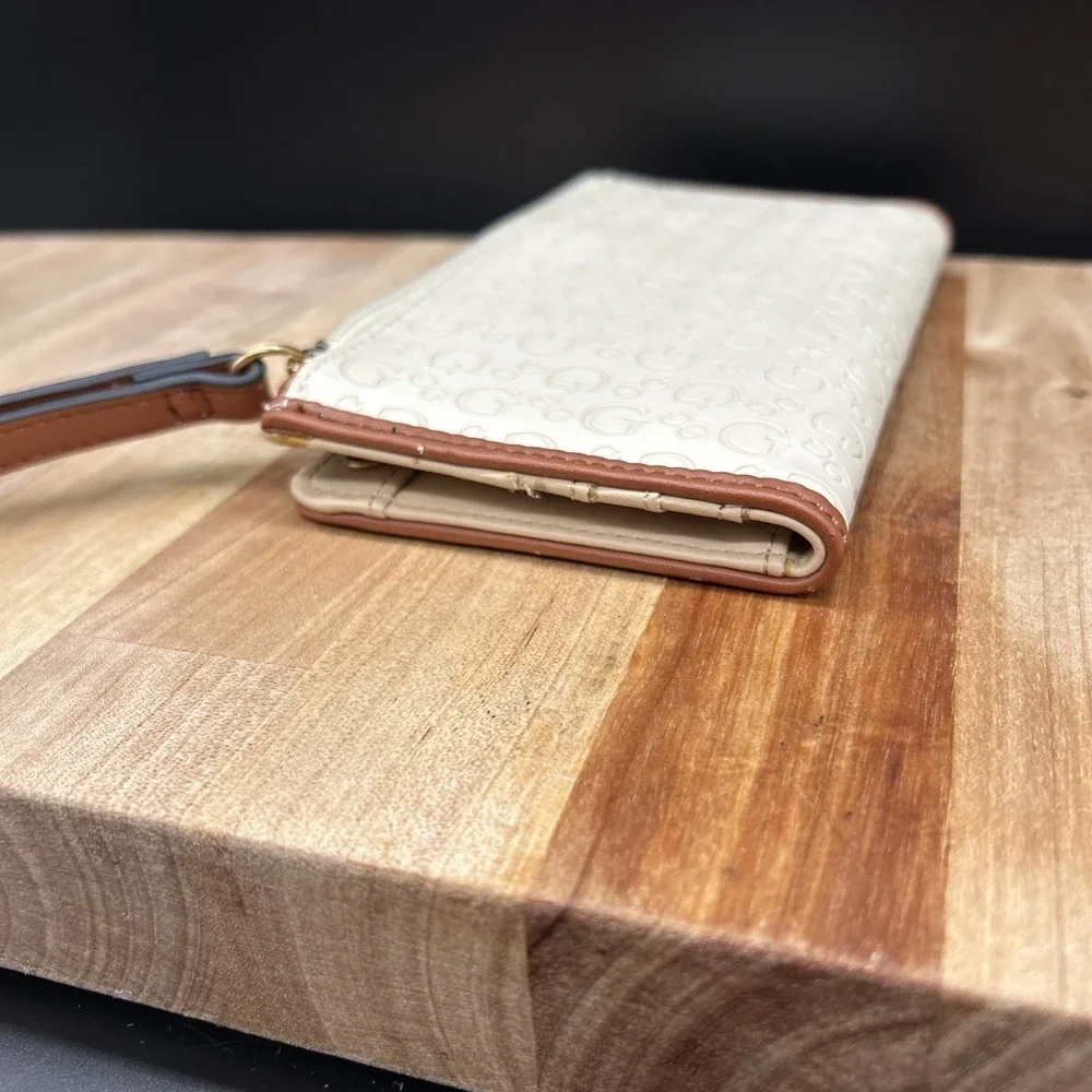 GUESS Beige With Brown Trim Embossed Wristlet‎ Wallet
